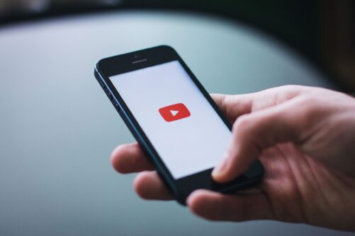 Guadagni online e soglia dei 5.000 euro: quando entrano in gioco gli obblighi fiscali e cosa devono sapere creator, influencer e lavoratori digitali.